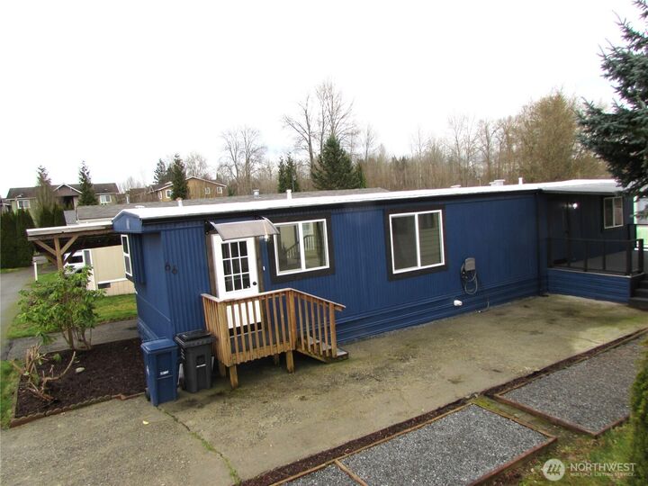 Property Photo: 16600 25th Avenue NE Sp 66 WA 98271