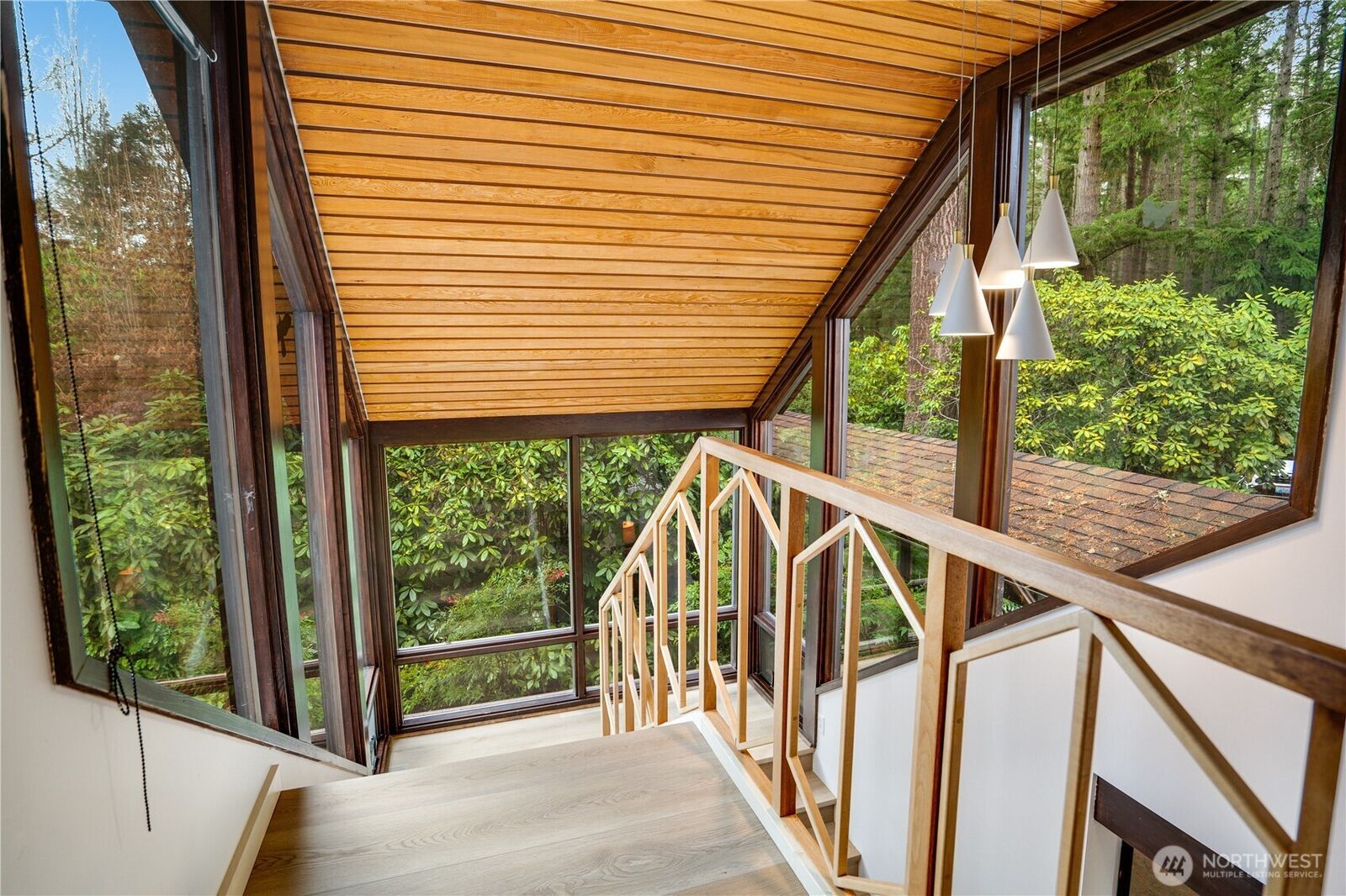 Property Photo:  6817  79th Street W  WA 98499 