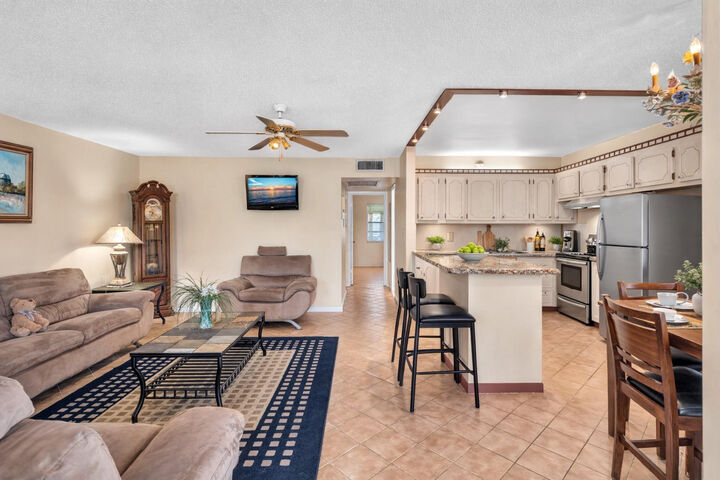 Property Photo:  238 Ventnor Q 238  FL 33442 
