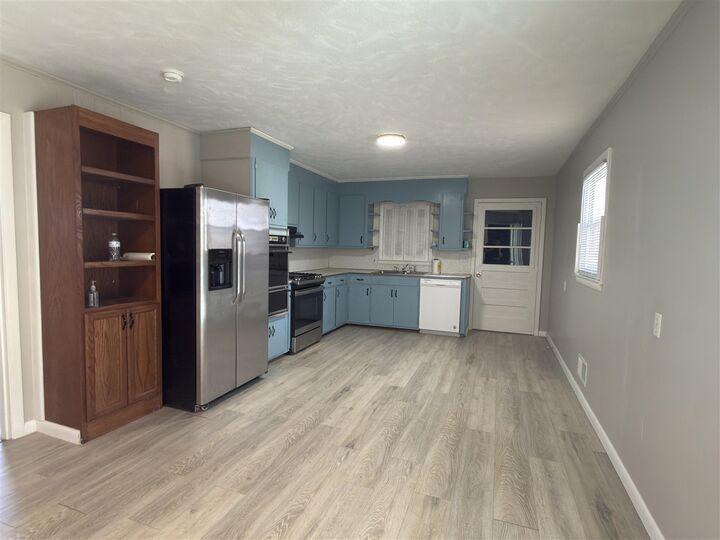 Property Photo:  1300 S Lee Drive  KY 42101 