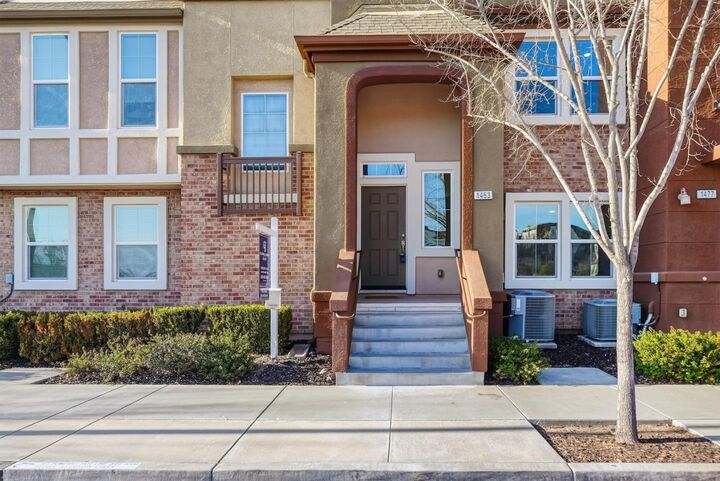 Property Photo:  1463 Mercado Way  CA 95131 