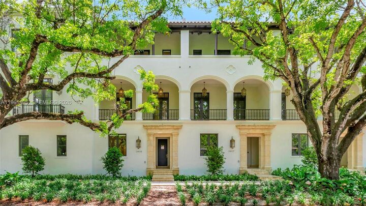 Property Photo:  2609 Anderson Rd 2609  FL 33134 