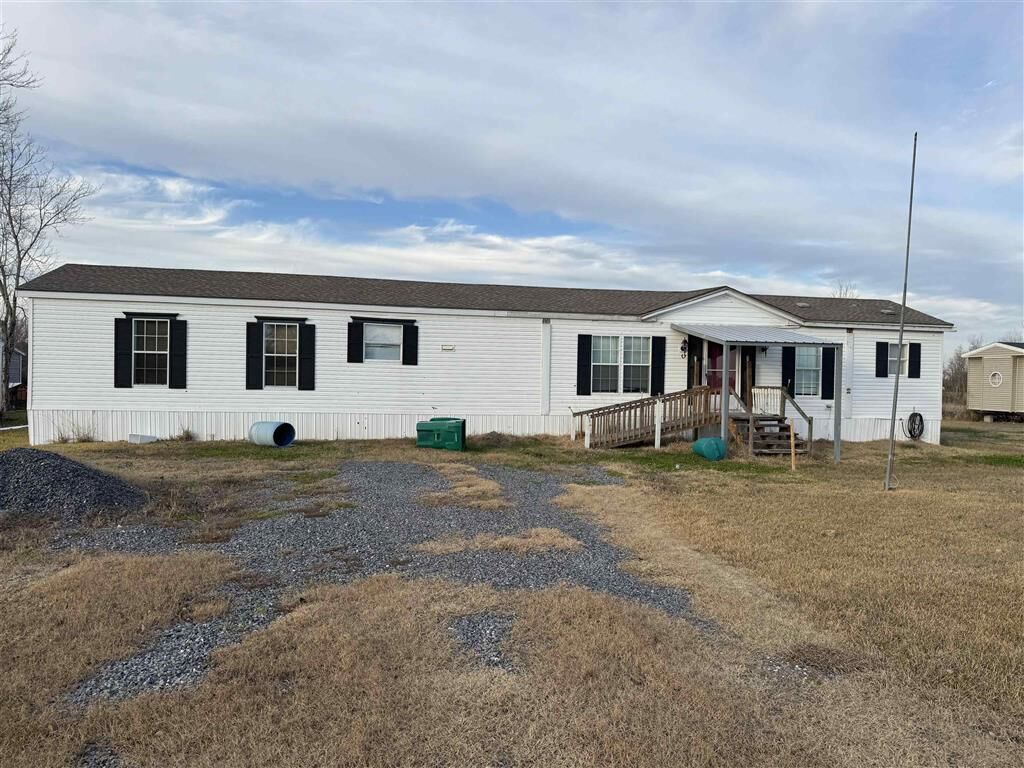 Property Photo: 6938 Rue Renard Rouge LA 70647