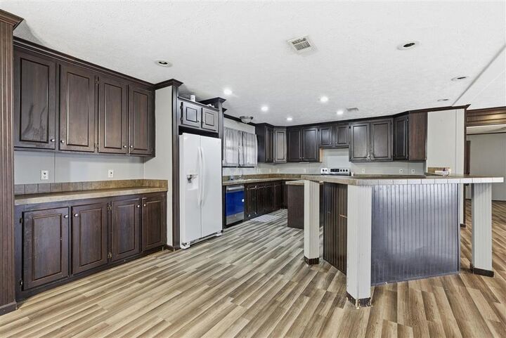 Property Photo:  1052 Bearcat Road  LA 70515 