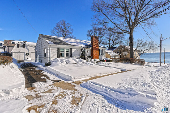 Property Photo:  11 Woodruff Street  CT 06516 