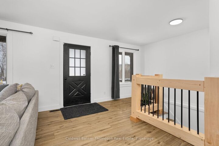 Property Photo:  6 Kitchen Road S  ON P1H 1Y1 