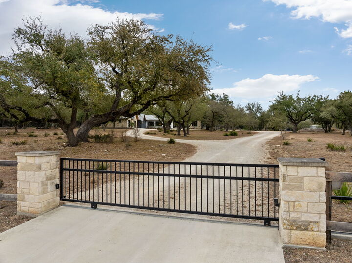 Property Photo:  5675 Mustang Valley Trail  TX 78676 