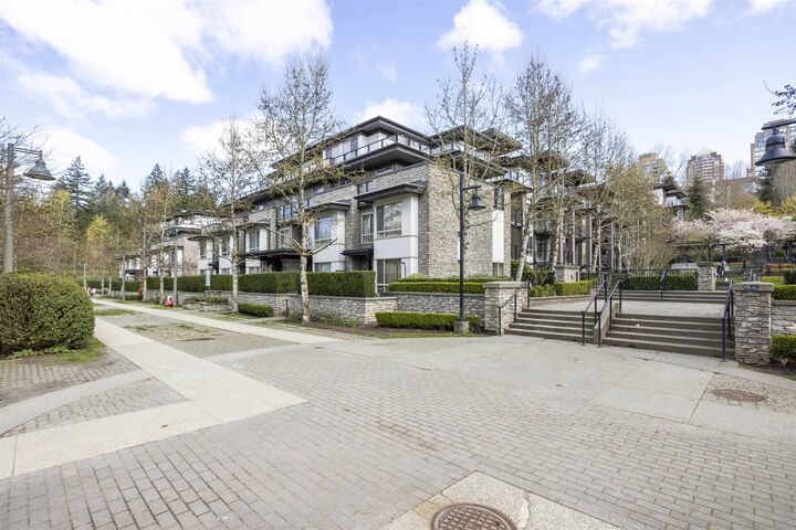 Property Photo: 7428 Byrnepark Walk 311 BC V3N 0B4