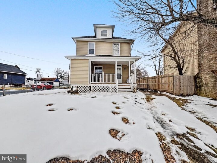 Property Photo:  5900 Hamilton Avenue  MD 21237 