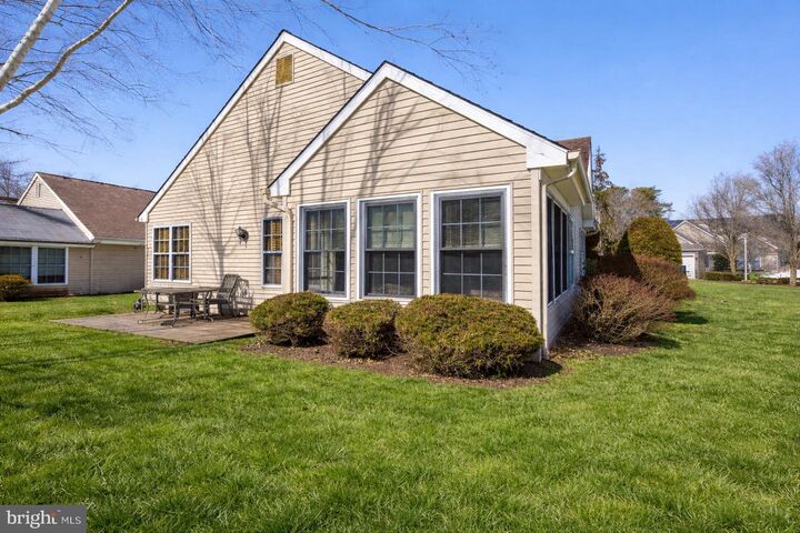 Property Photo:  11 Ivy Hill Road  NJ 08701 