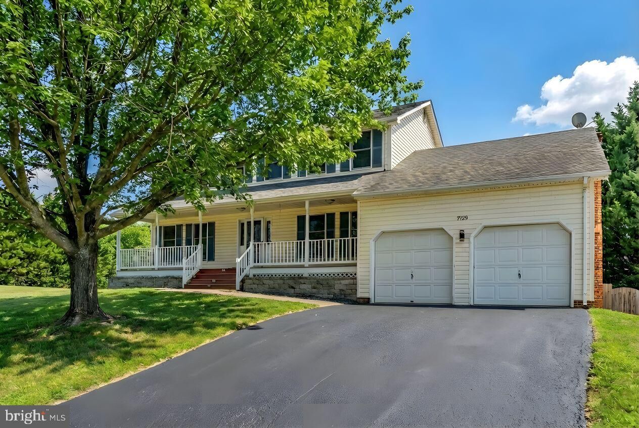 Property Photo:  7129 Cavalry Drive  VA 20187 