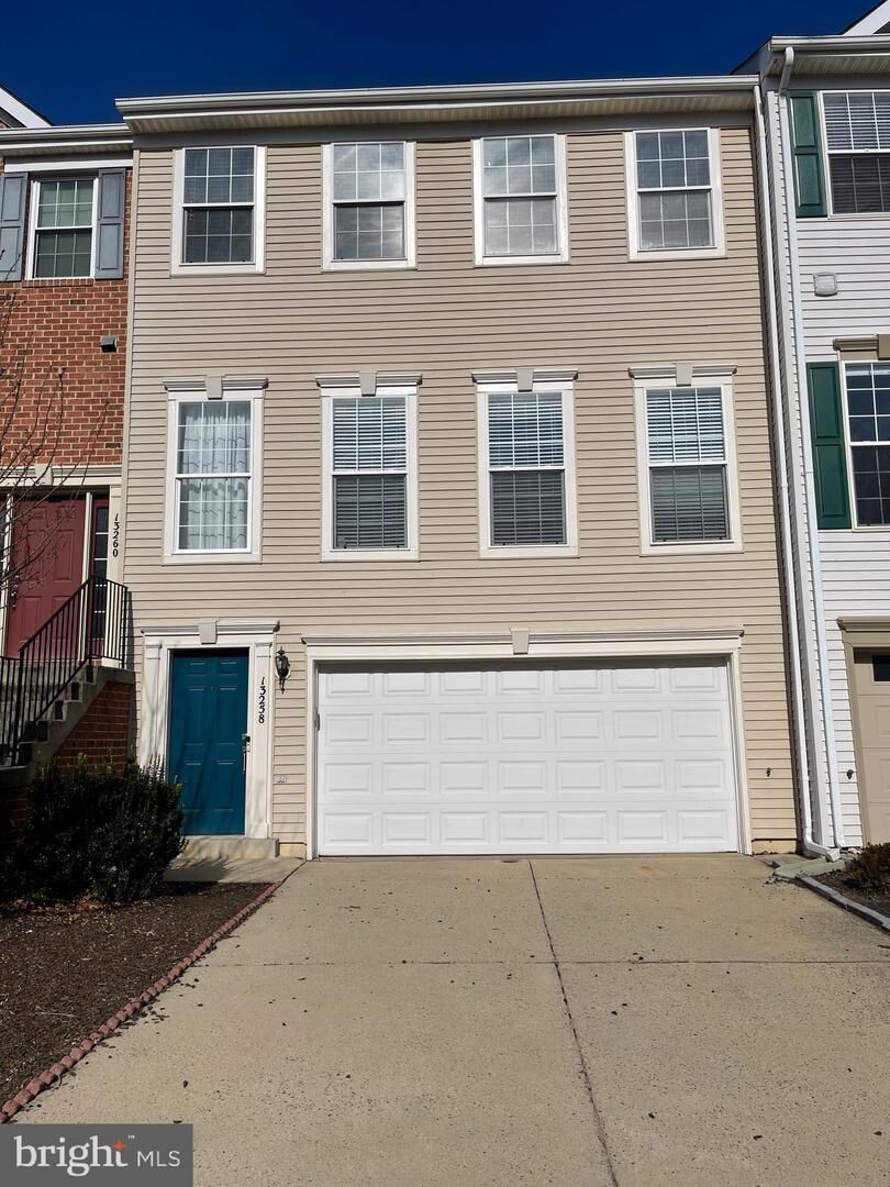 Property Photo:  13258 Maple Creek Lane  VA 20120 