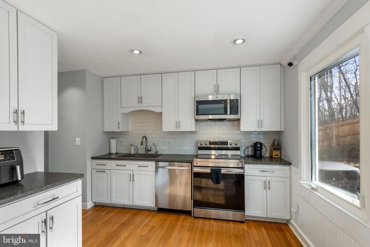 Property Photo:  108 Columbus Cove  VA 22554 