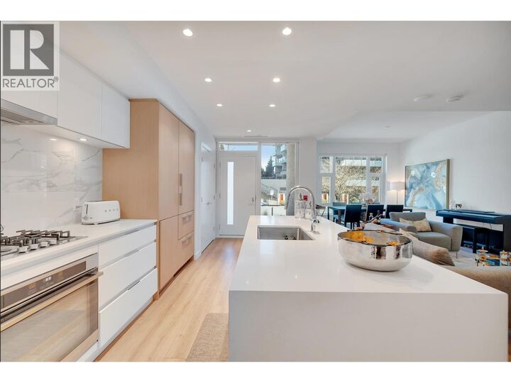 Property Photo:  1500 Fern Street 107  BC V7J 0E6 