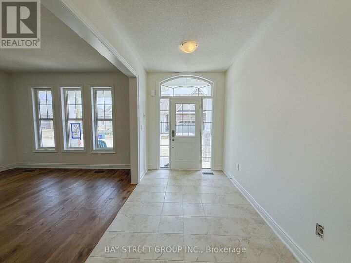 Property Photo: 18 Shelson Place ON L0E 1R0