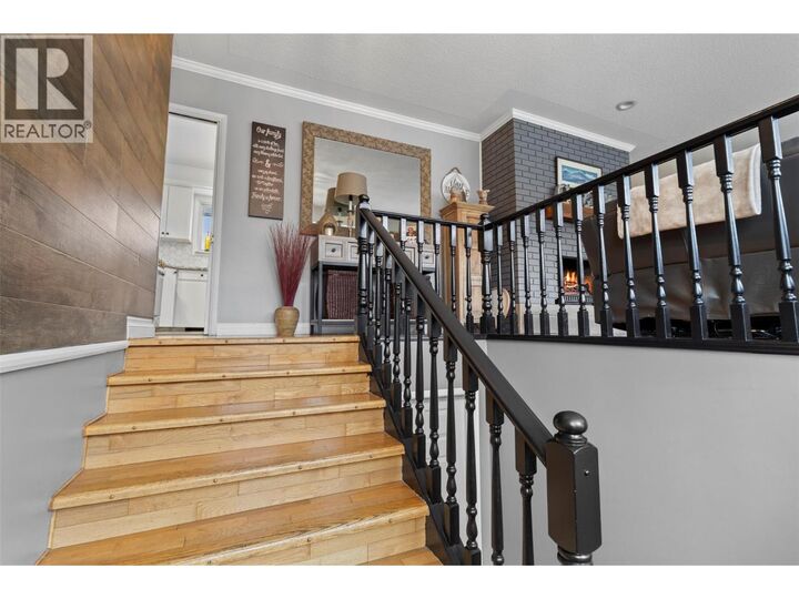 Photo de la propriété:  1886 Valleyview Drive  BC V2C 4B9 