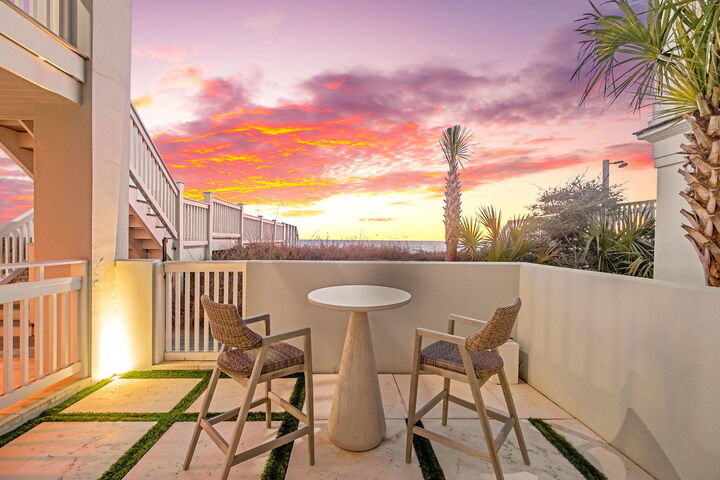 Property Photo: 517 Beachside Gardens FL 32413