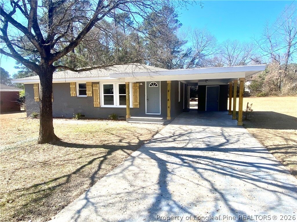 Property Photo:  3037 Wedgewood Drive  NC 28301 