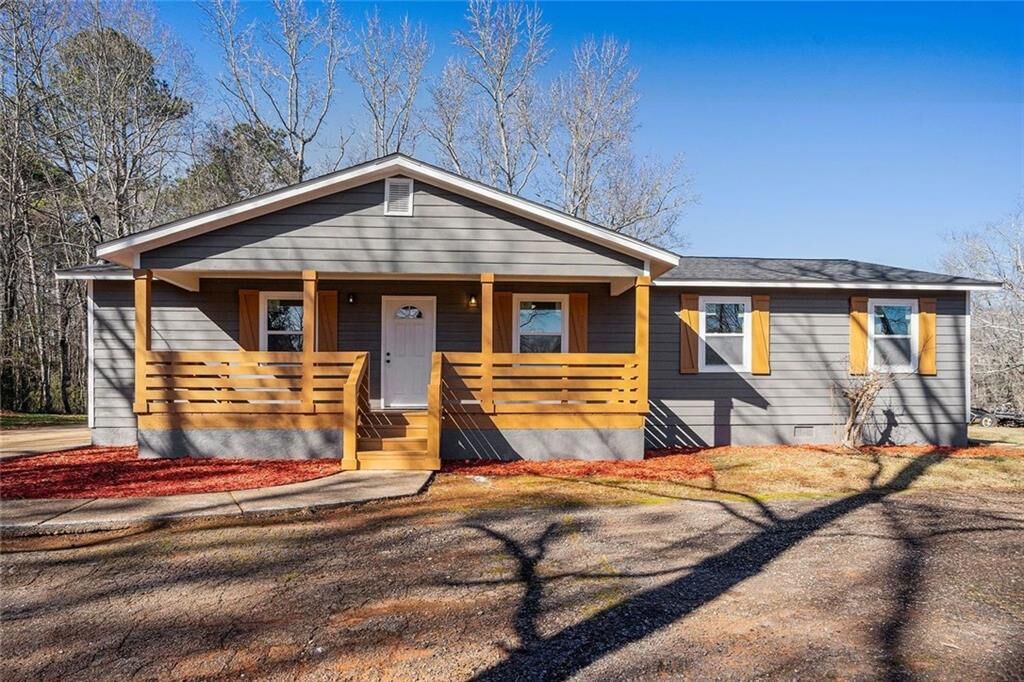 Property Photo: 14290 Brown Bridge Road GA 30016