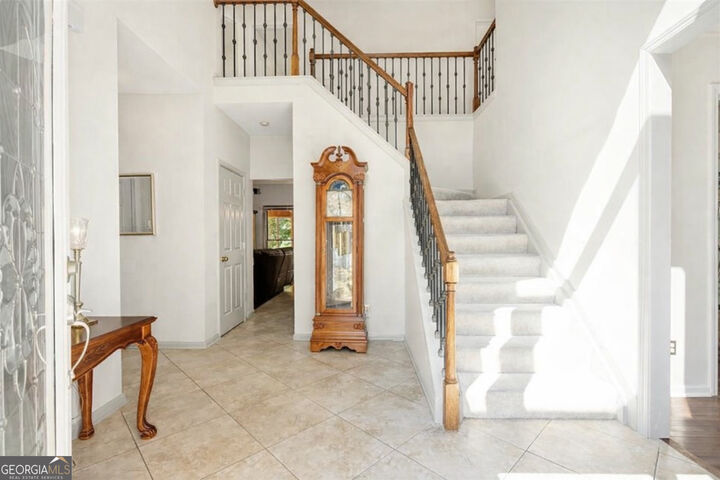 Property Photo: 1895 Oak Tree Hollow GA 30005