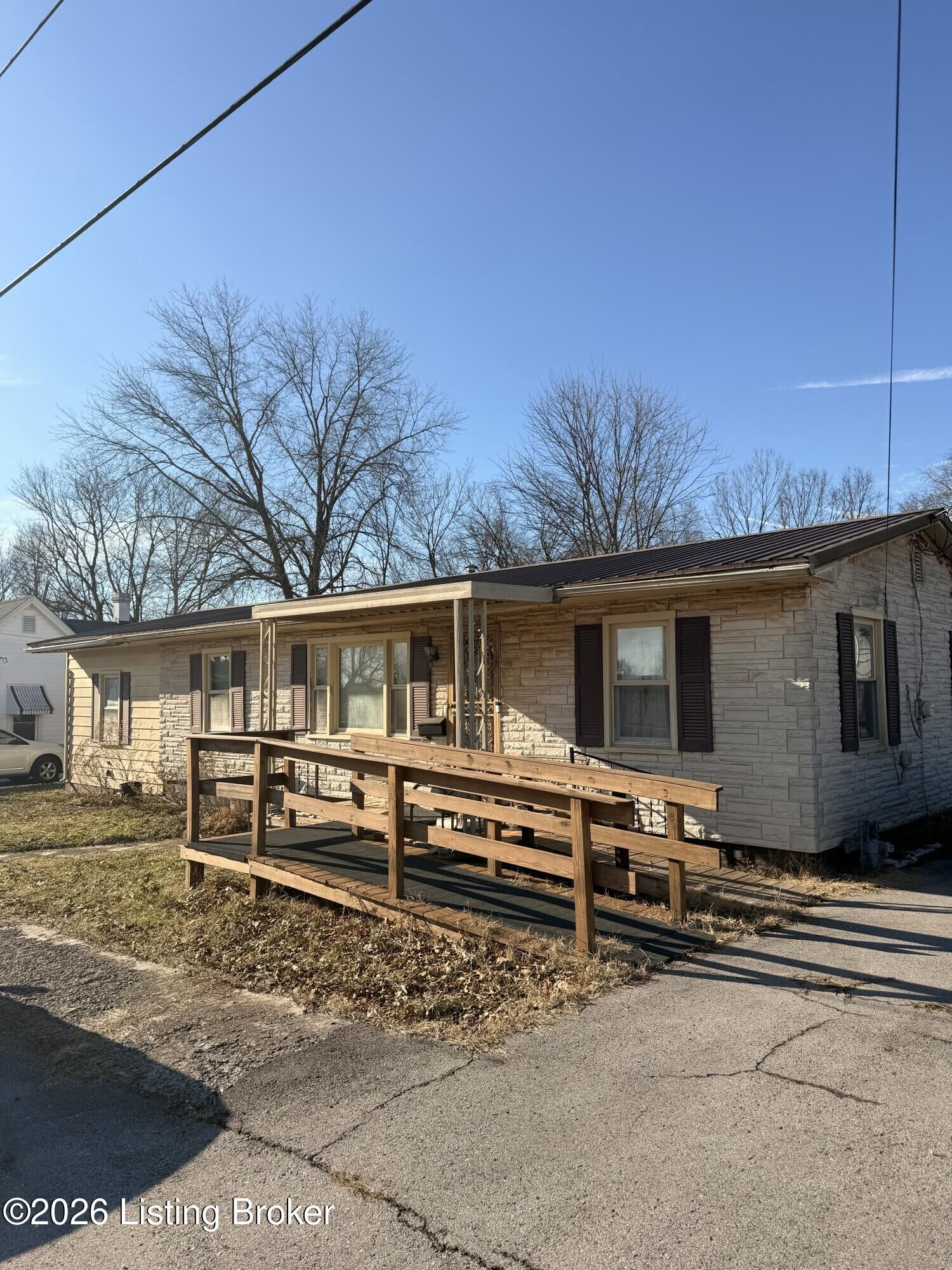 Property Photo:  323.5 Lincoln St  KY 40342 