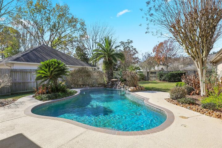 Property Photo:  4215 Olive Oak Court  TX 77059 