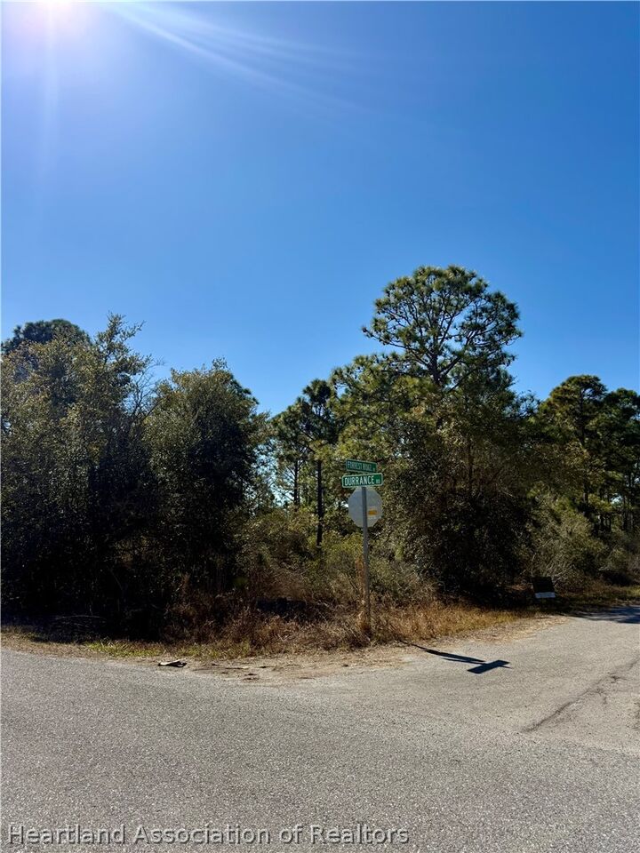 Property Photo:  3400 Forrest Ridge Avenue  FL 33852 