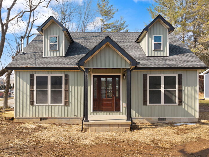 Property Photo:  220 Newcomb Avenue  KY 40456 