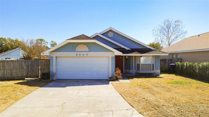 Property Photo: 3717 Narroline Drive FL 32818
