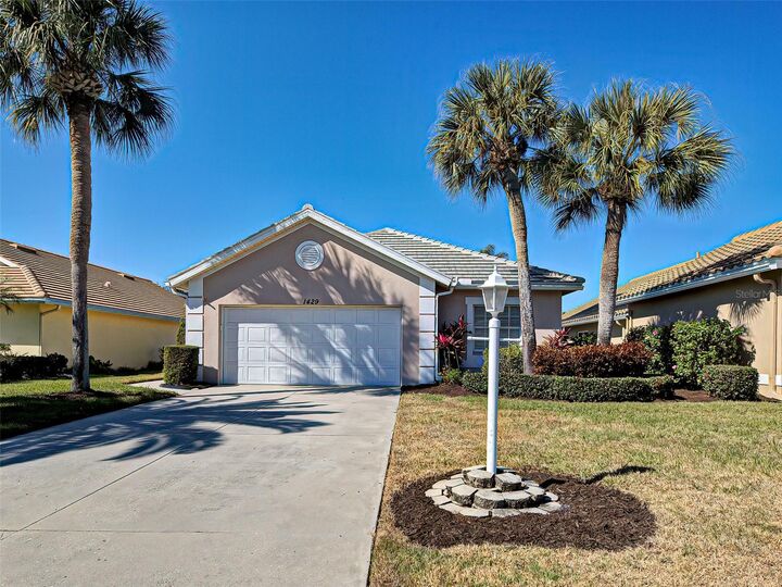 Property Photo: 1429 Turnberry Drive FL 34292