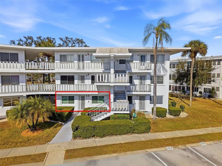 Property Photo: 11201 80th Ave 102 FL 33772