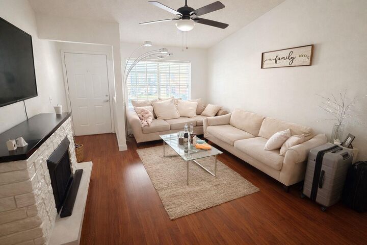 Property Photo: 5473 Lake Margaret Drive G FL 32812