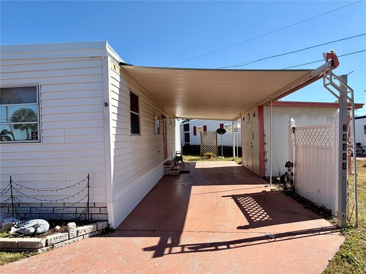 Property Photo:  34444 Hibiscus Drive N  FL 33781 