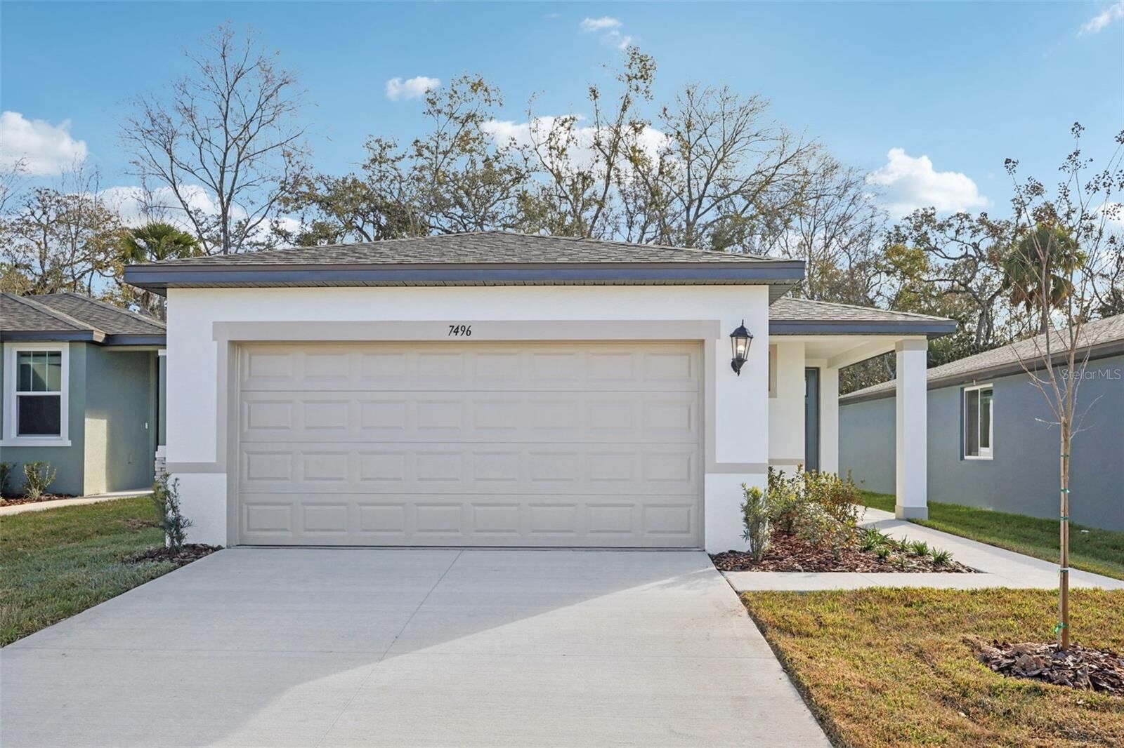 Property Photo:  7496 Mia Vine Drive  FL 34601 