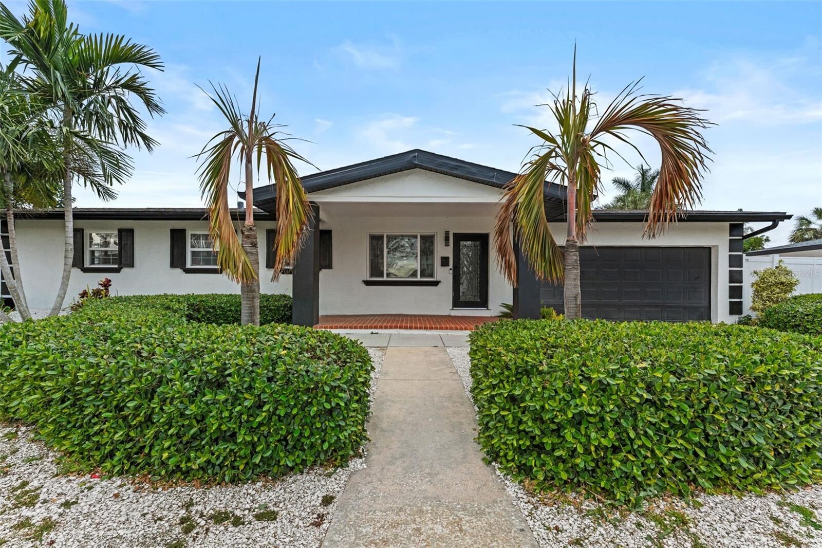 Property Photo:  4440 Huntington Street NE  FL 33703 