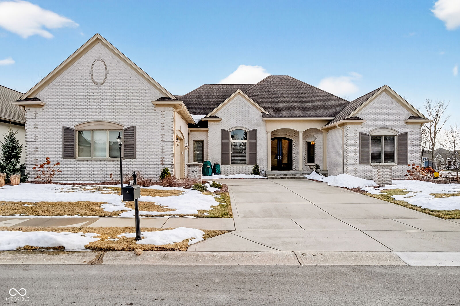 Property Photo:  2123 Renegade Court  IN 46032 