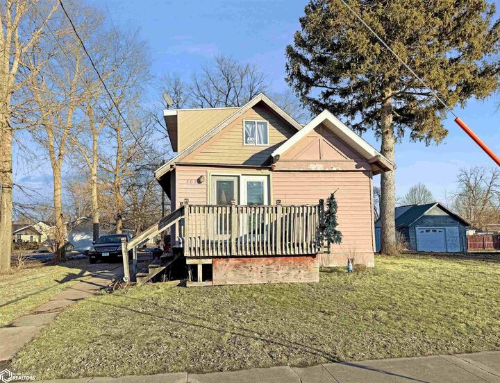 Property Photo:  202 Carson Avenue  IA 50126 