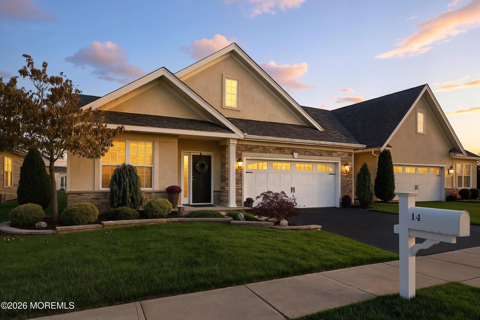 Property Photo:  14 Mason Drive  NJ 08527 