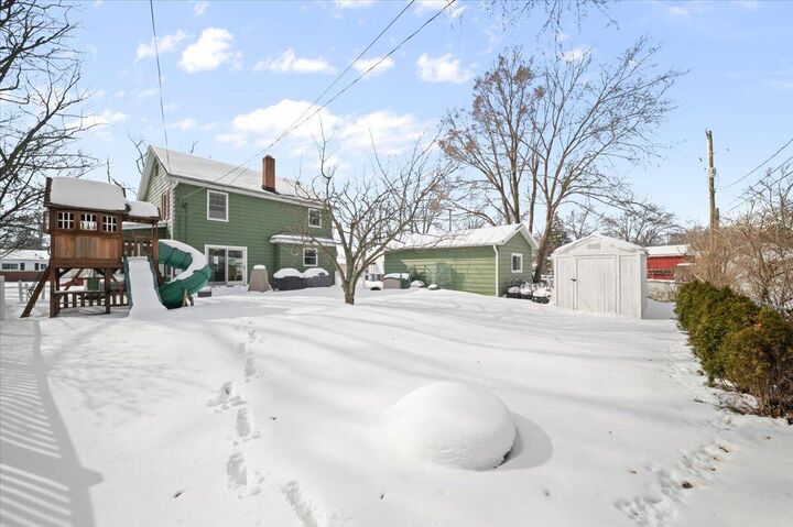 Property Photo:  1186 Hampden Road  MI 49441 