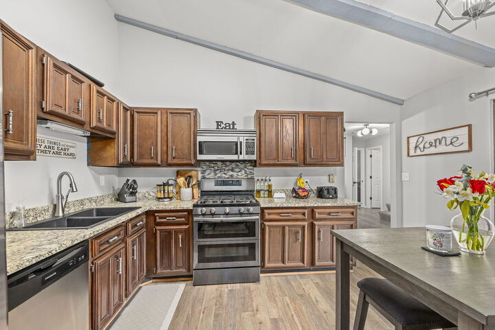 Property Photo: 42W470 Red Bud Court IL 60175