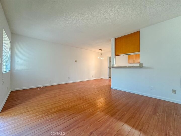 Property Photo: 3045 E Theresa 8 CA 90814