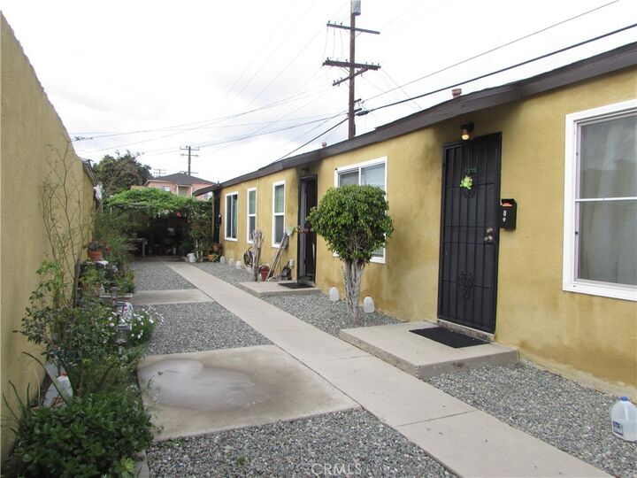 Property Photo:  5115 Loma Vista  CA 90270 