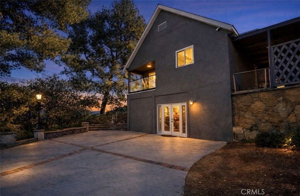 Property Photo:  2364 Las Palomas  CA 90631 