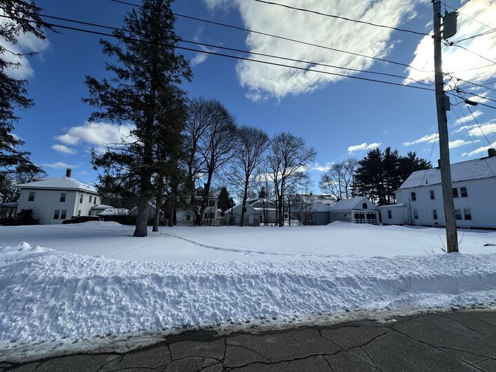 Property Photo: 3 Storer Street 11A ME 04073