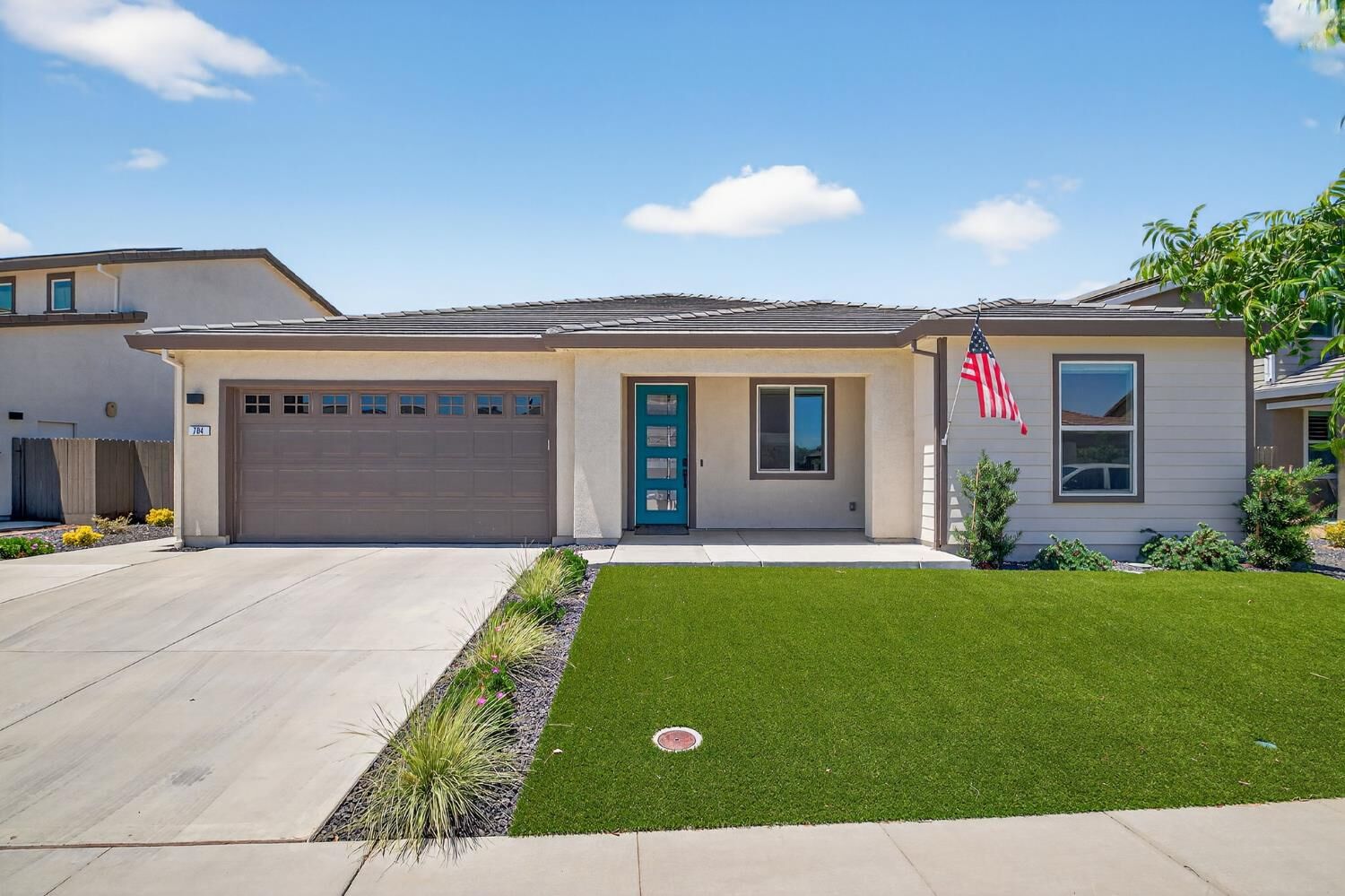 Property Photo: 784 Cross Creek Lane CA 95648