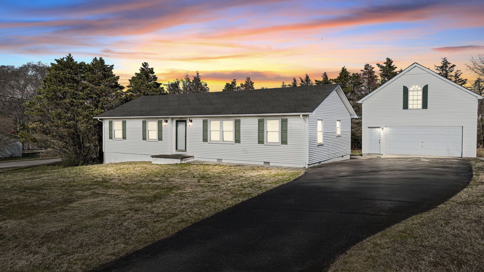 Property Photo: 201 Stardust Dr TN 37160