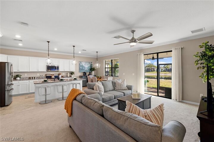 Property Photo:  9258 Shadow Oak Lane  FL 34120 