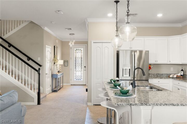 Property Photo:  9258 Shadow Oak Lane  FL 34120 