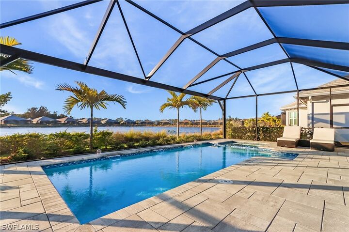 Property Photo:  8835 Calypso Court  FL 34112 