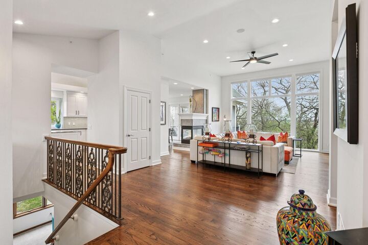 Property Photo: 1360 Skyline Drive MN 55422